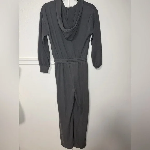Madden Girl Charcoal Gray Jumpsuit or Romper with hoodie size S - Picture 6 of 6